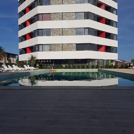 Unique Residence Apartament Navodari Bagian luar foto