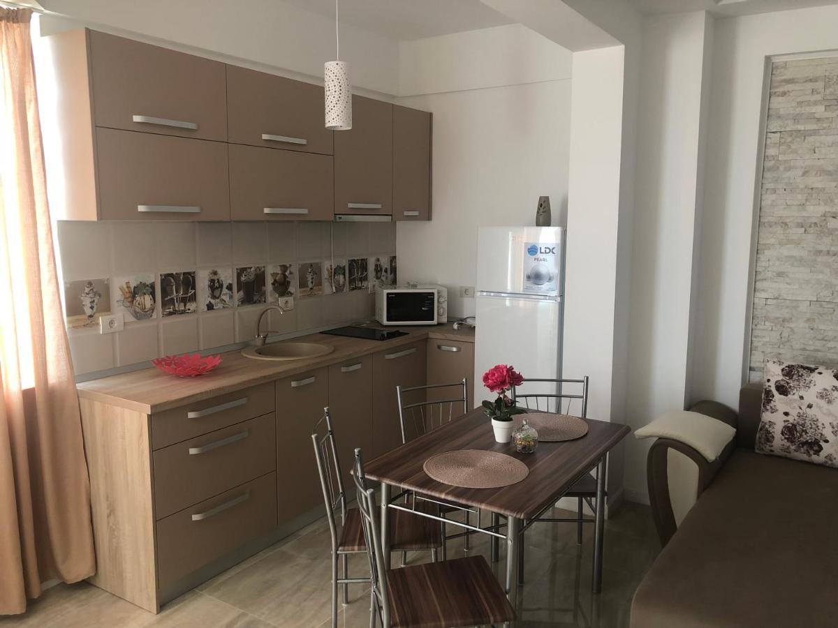 Unique Residence Apartament Navodari Bagian luar foto