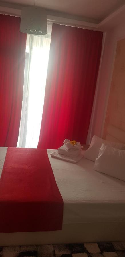 Unique Residence Apartament Navodari Bagian luar foto
